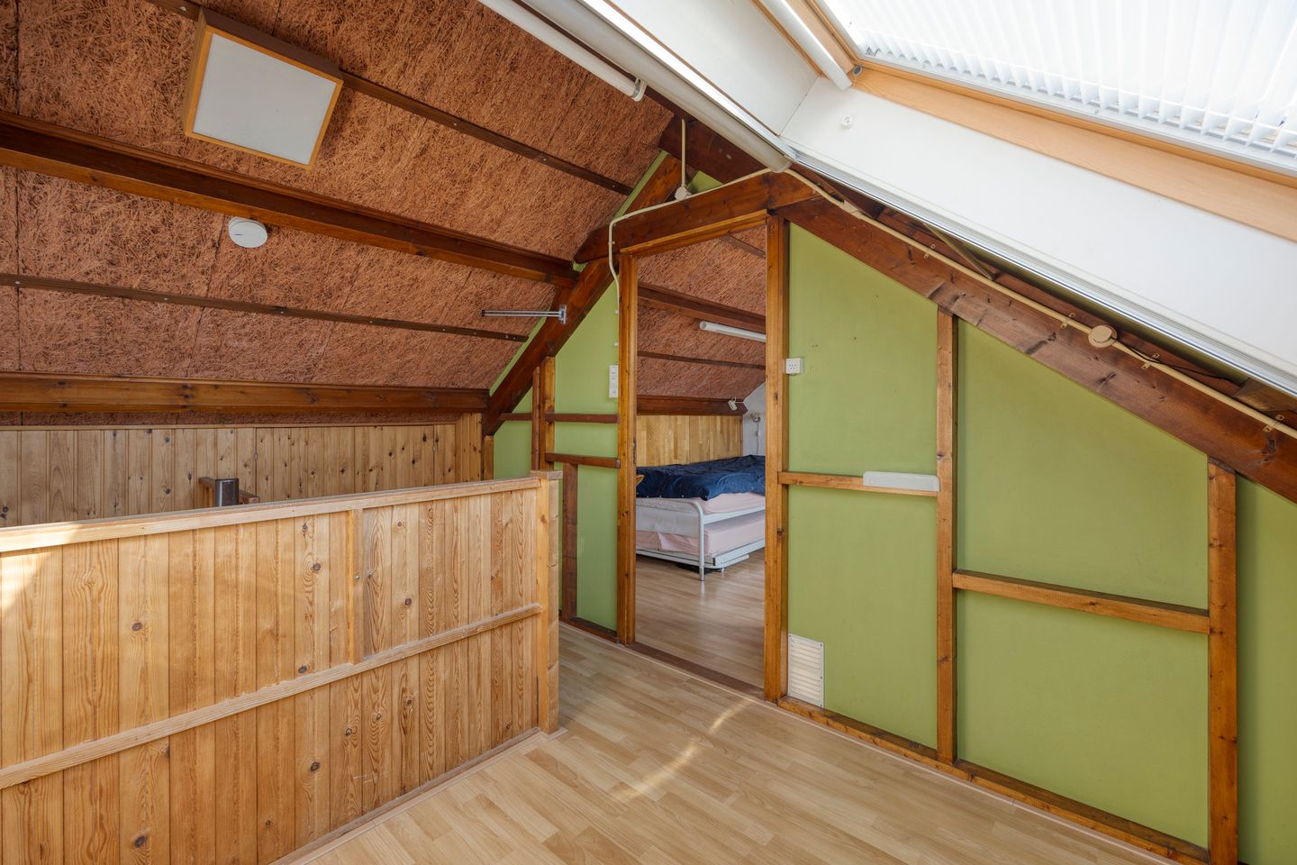 Spacious Family Home in Green Loosdrecht with South-Facing Garden — 35
