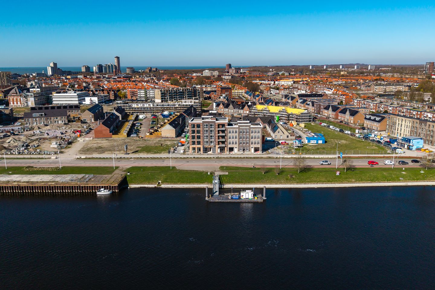 New waterfront townhouse with A+++ energy label in Vlissingen Scheldekwartier — 14