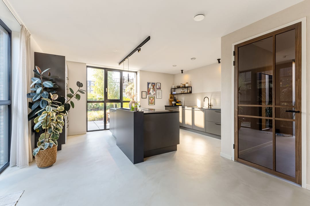 Foto 8 van Grote Lijster 22