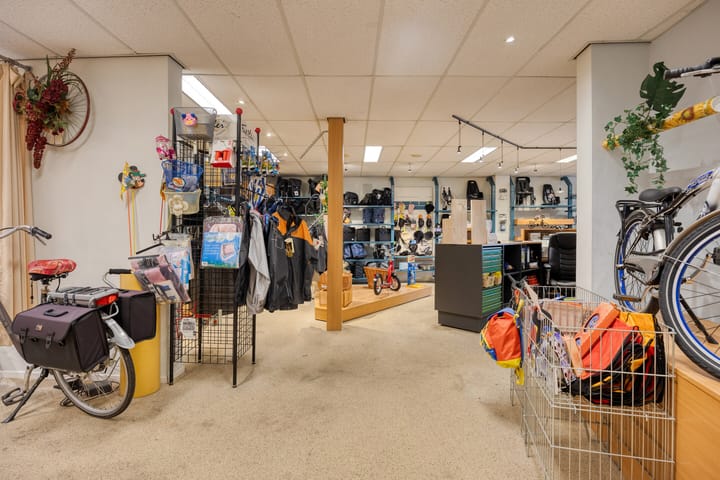 Photo 5 of Dorpsplein 21