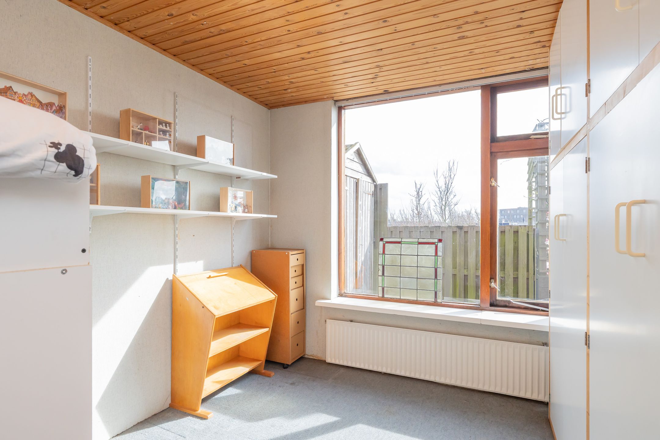 Spacious 1920s Upper Apartment with 4 Bedrooms and Balcony in IJmuiden — 15