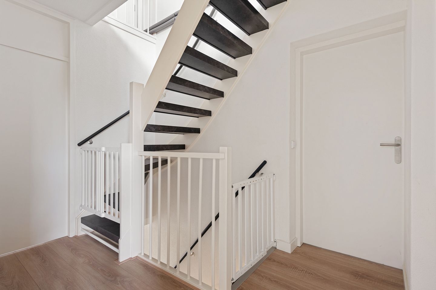 Photo 19 of Elbelaan 22