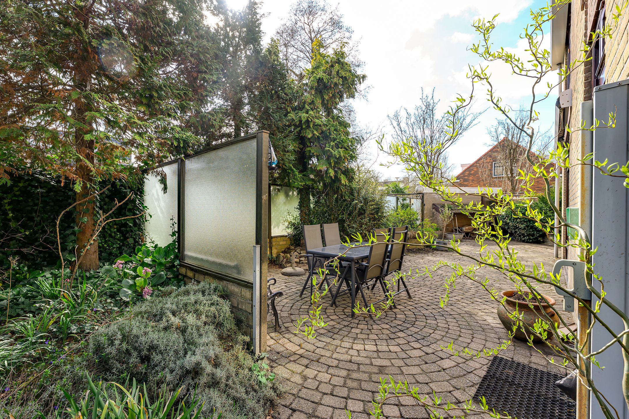 Spacious semi-detached house in a beautiful green environment — 20