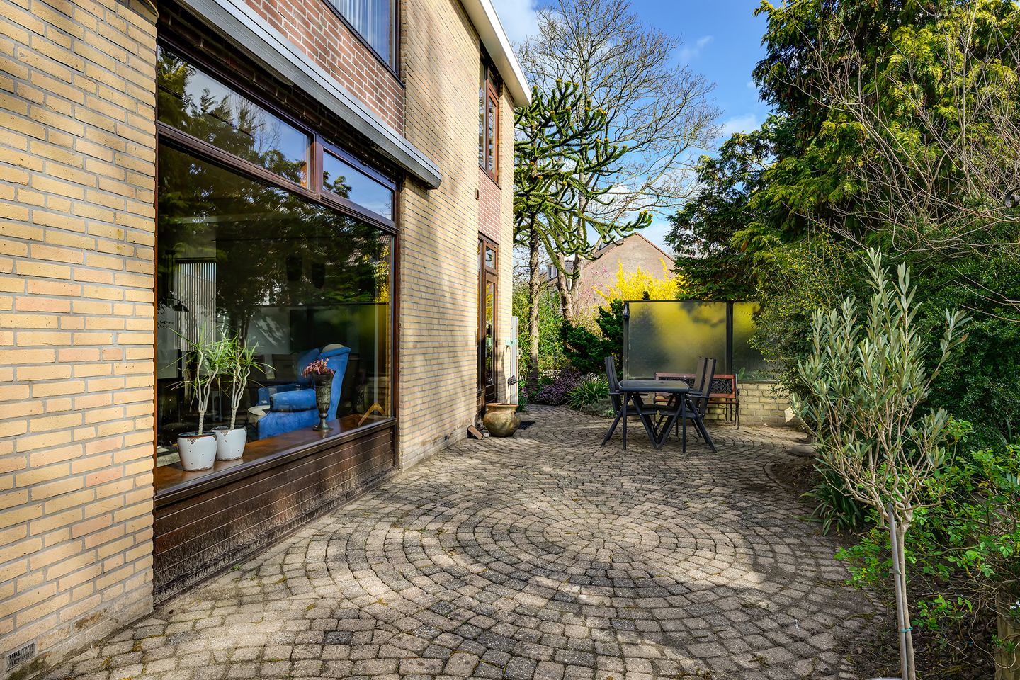 Spacious semi-detached house in a beautiful green environment — 27