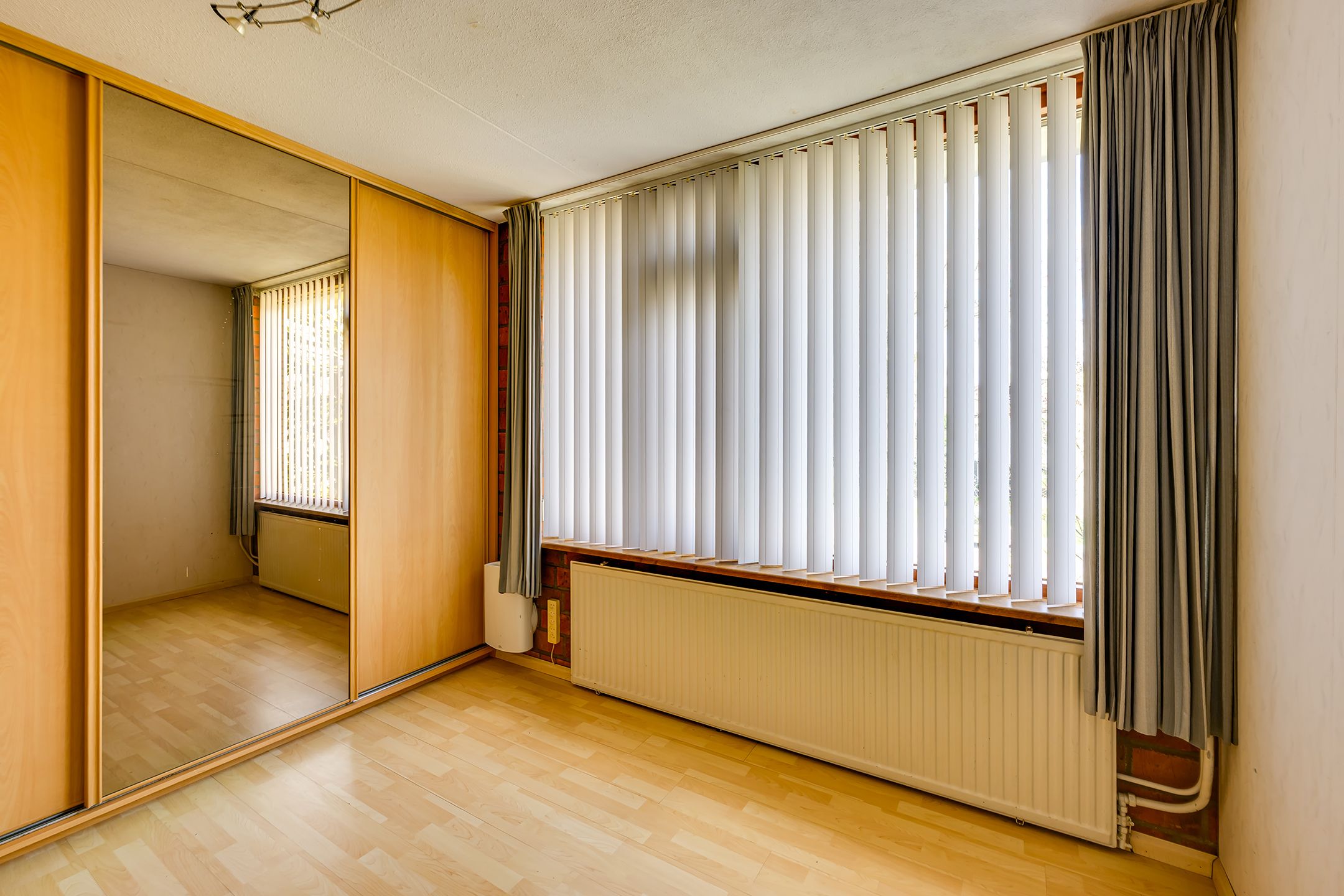 Spacious semi-detached house in a beautiful green environment — 49