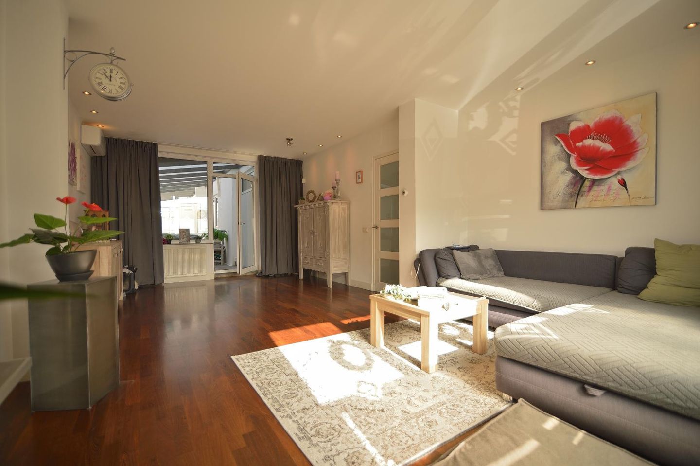 Photo 19 of Schoolstraat 28