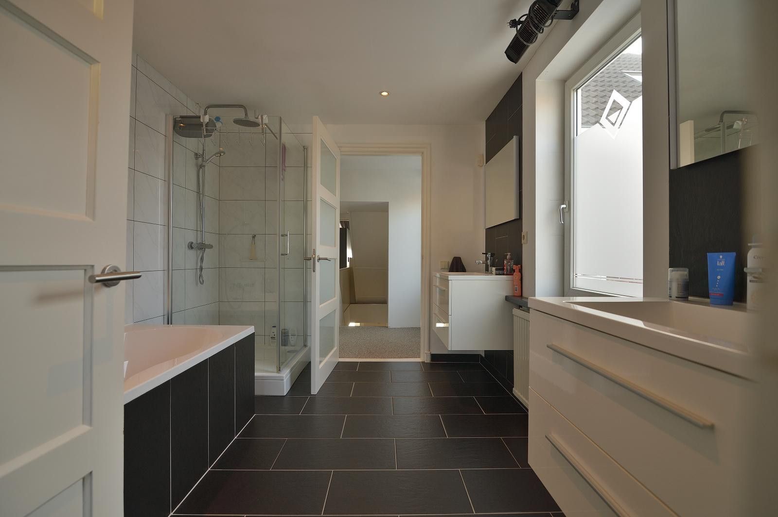 Photo 45 of Schoolstraat 28