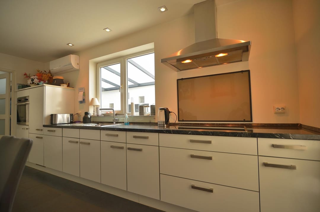 Photo 11 of Schoolstraat 28