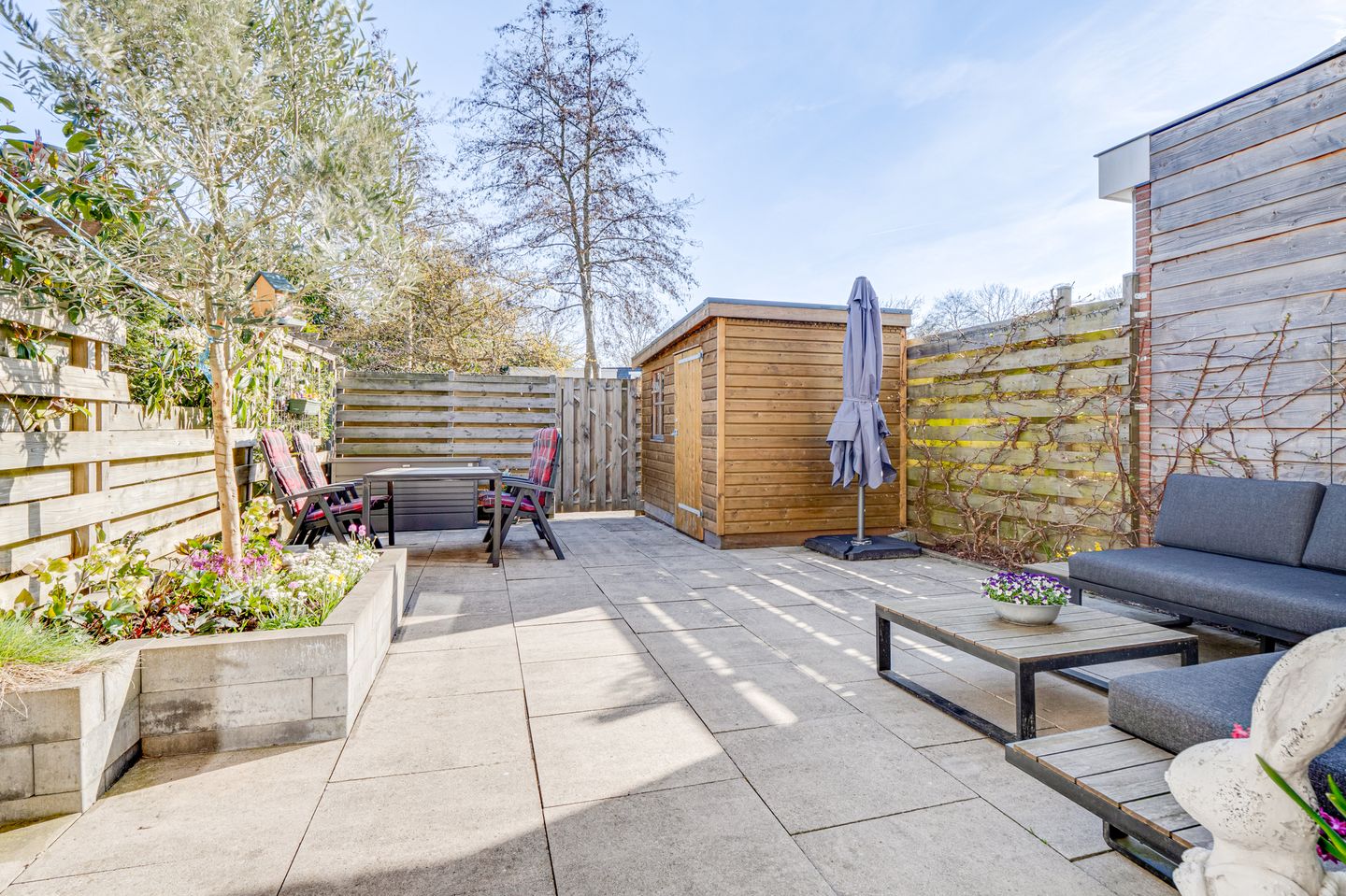 Spacious and Well-Maintained Family Home with 4 Bedrooms and Sunny South-Facing Garden in Zuid-Scharwoude — 29