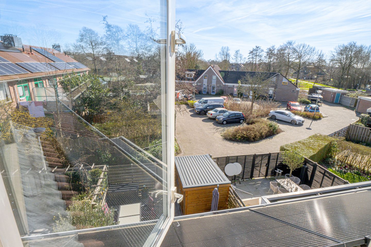 Spacious and Well-Maintained Family Home with 4 Bedrooms and Sunny South-Facing Garden in Zuid-Scharwoude — 34