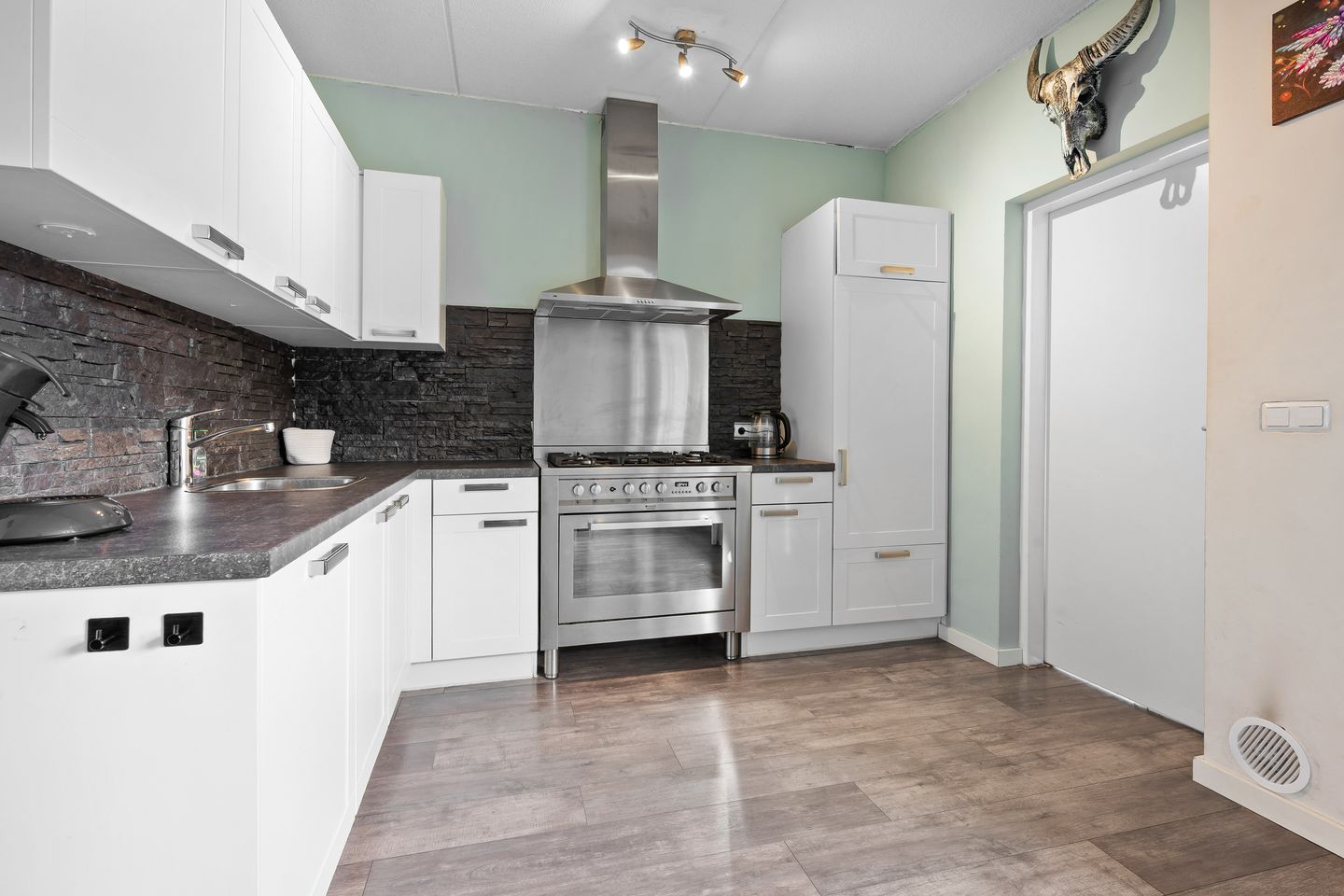 Foto 14 van Dissel 84