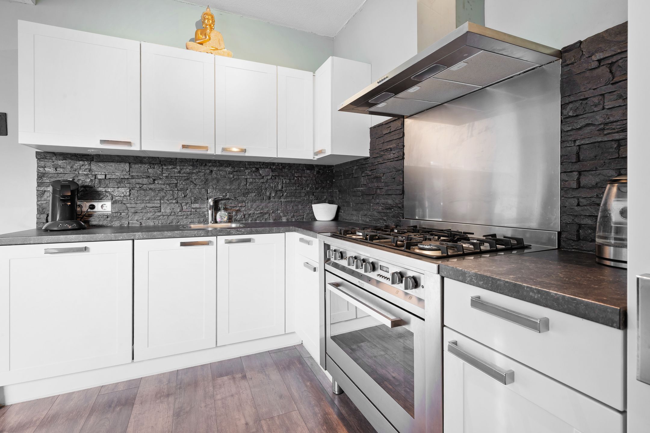 Foto 15 van Dissel 84