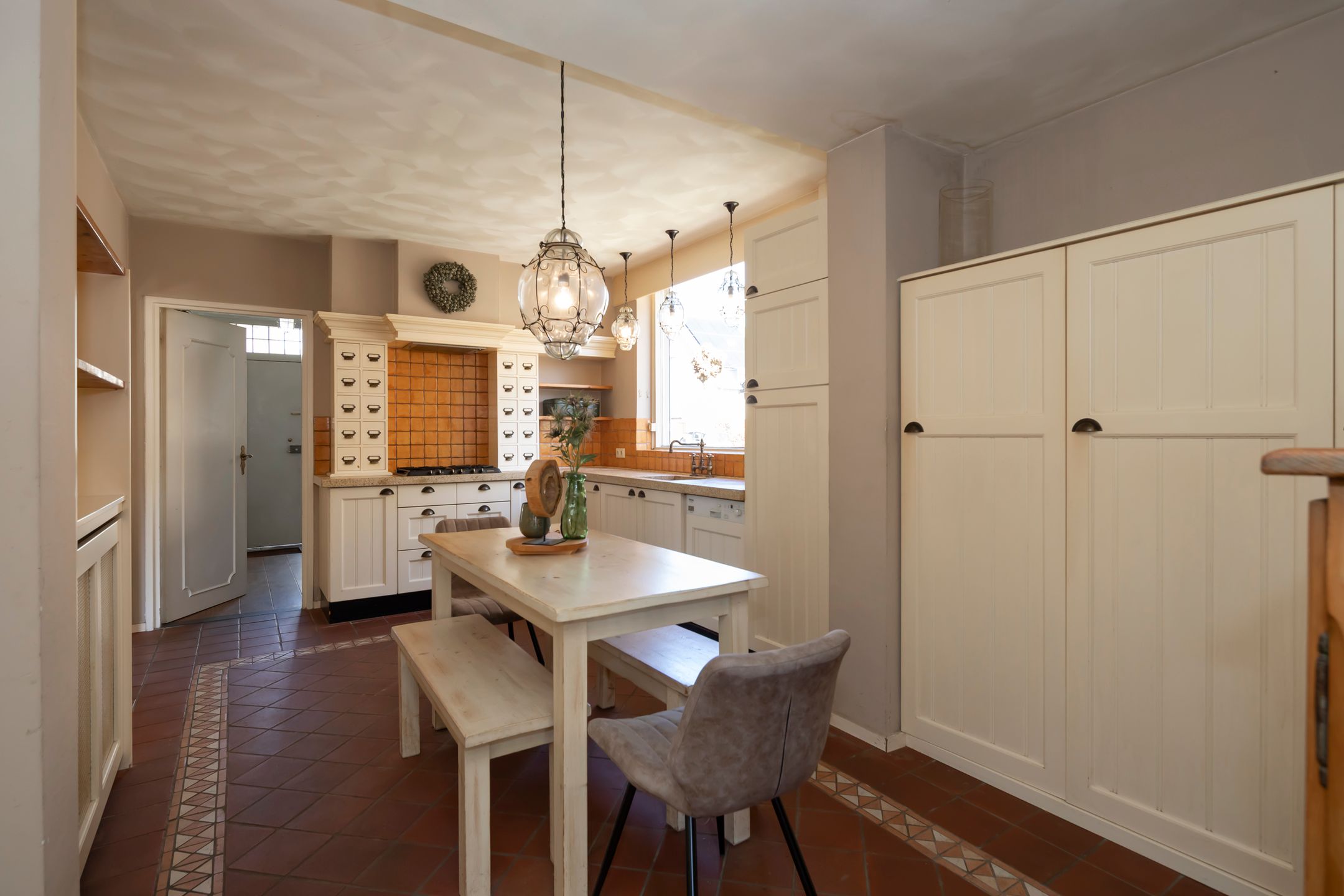 Spacious detached family residence with extensive parking and roof terrace in Oisterwijk Center — 12