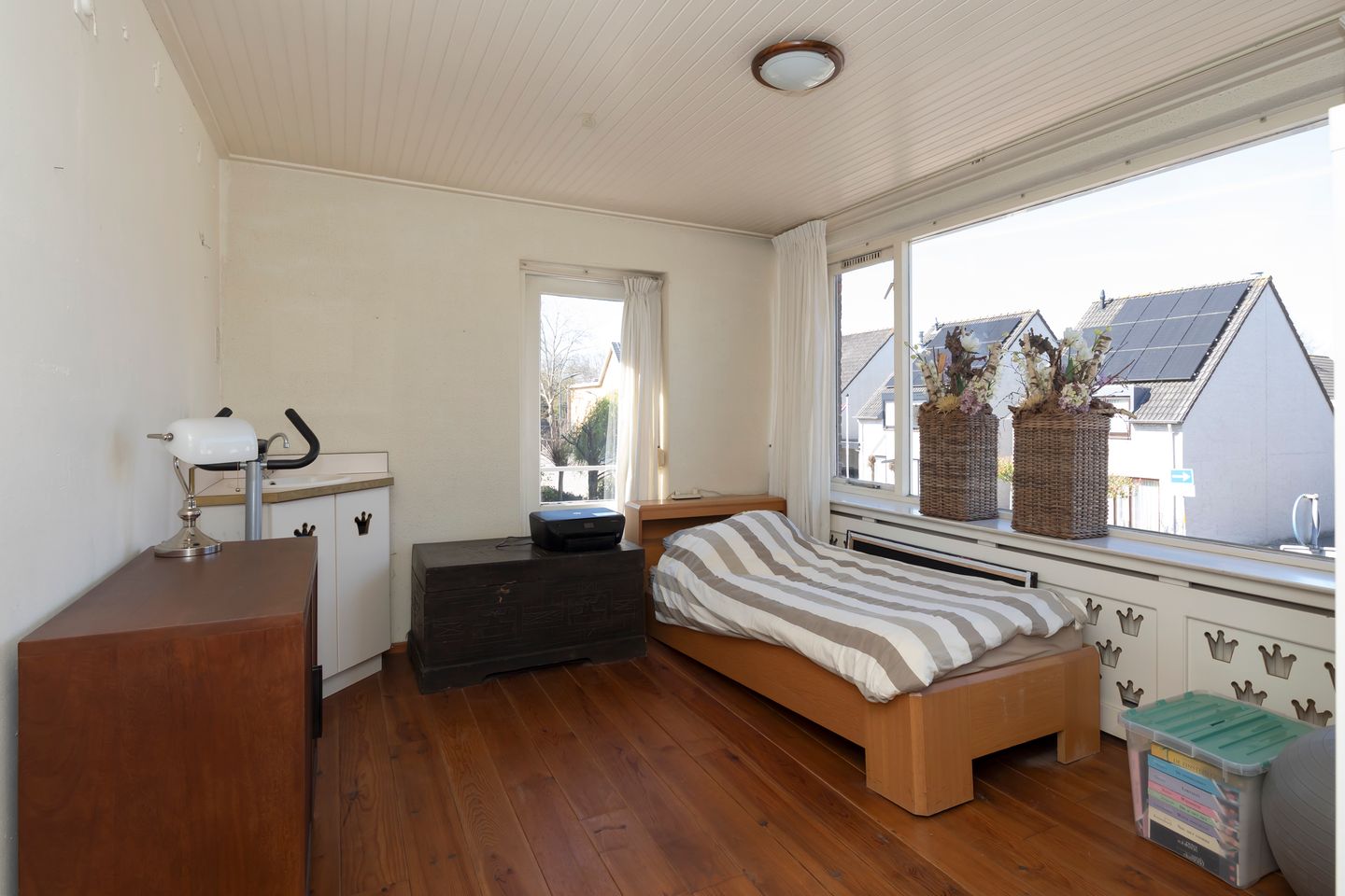 Spacious detached family residence with extensive parking and roof terrace in Oisterwijk Center — 14