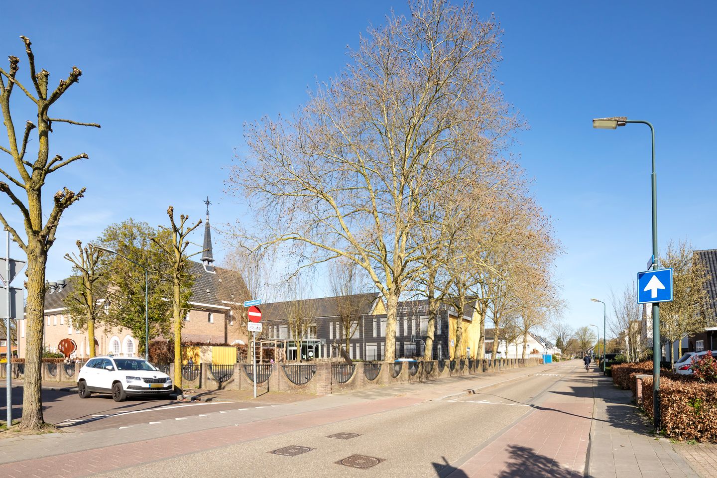 Spacious detached family residence with extensive parking and roof terrace in Oisterwijk Center — 35