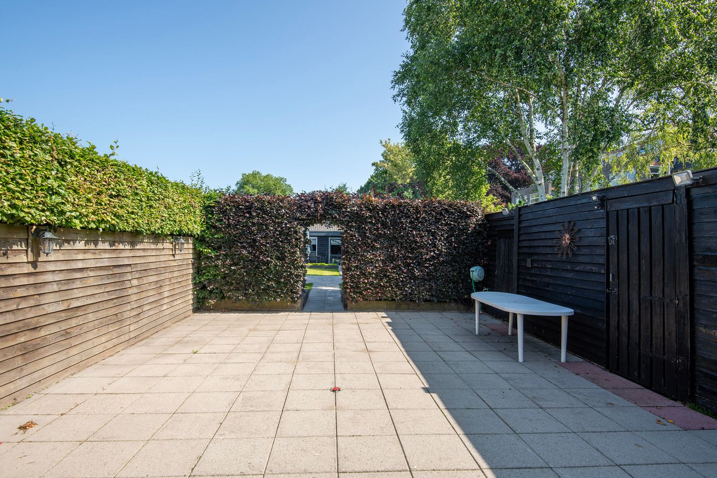 Charming Detached House with Large Outbuilding — 35
