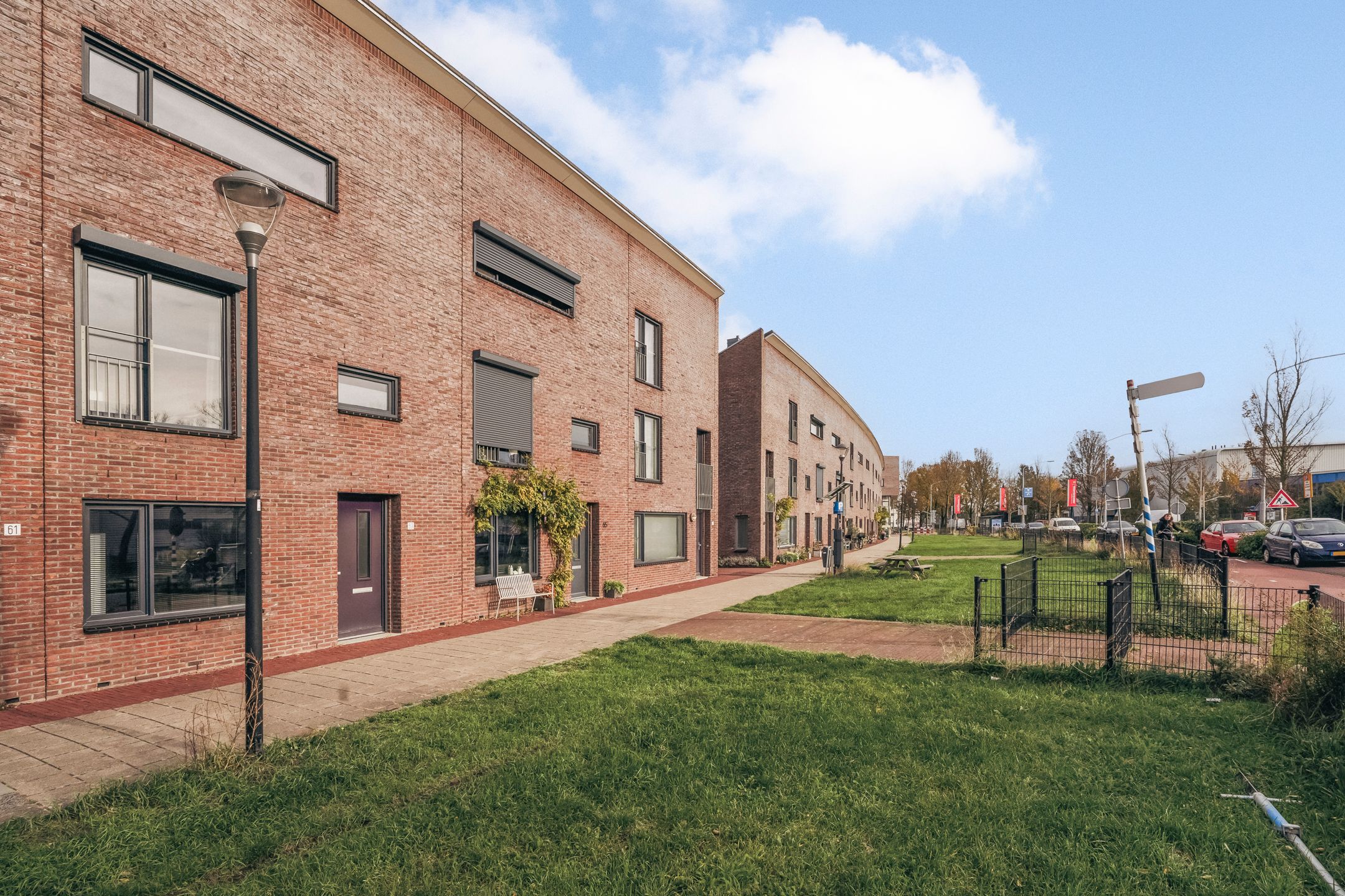 Spacious Family Home with 5 Bedrooms and Energy Label A near Haarlem Center — 32