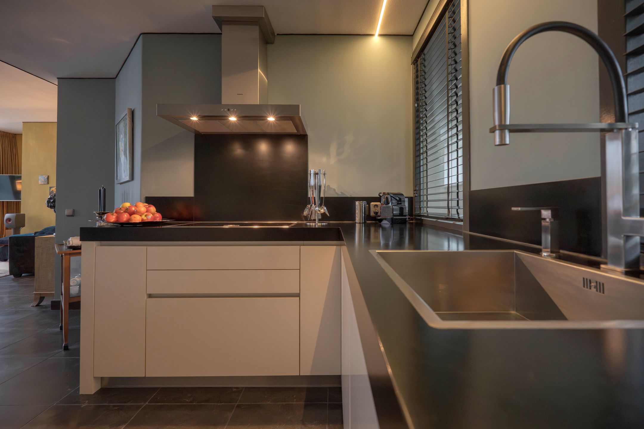 Foto 24 van Tivolilaan 59