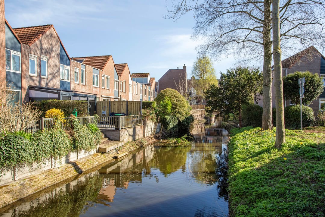 Spacious Family Home with Sunny Garden Near Water in Nieuw Waldeck — 31