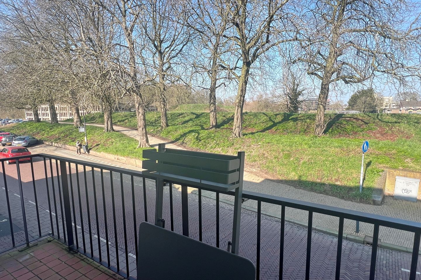 Spacious corner apartment with 3 bedrooms, 3 bathrooms, and 2 balconons in Gorinchem Center — 18