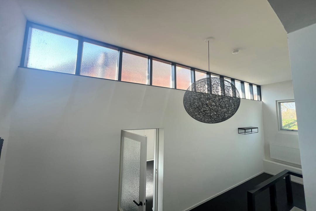 Spacious corner apartment with 3 bedrooms, 3 bathrooms, and 2 balconons in Gorinchem Center — 25