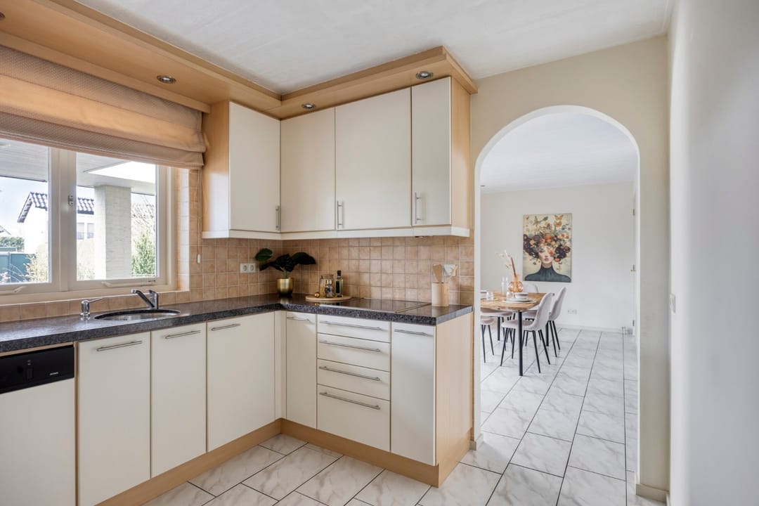 Charming Semi-Bungalow with Deep Gardens and Covered Terrace in Asten — 17