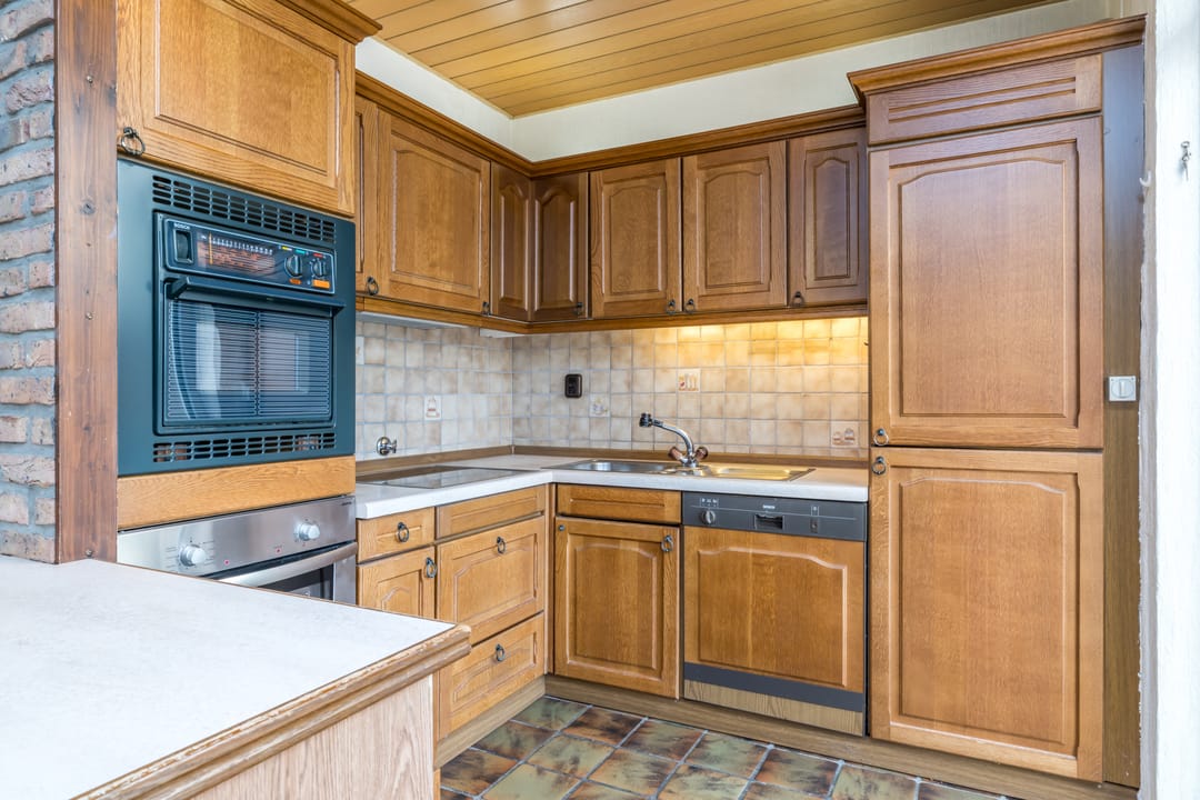 Renovation opportunity: Corner house with garage in quiet Kerkrade neighborhood — 13