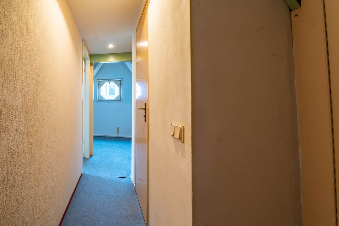 Unique Apartment with Two Bedrooms in Maassluis Center — 16