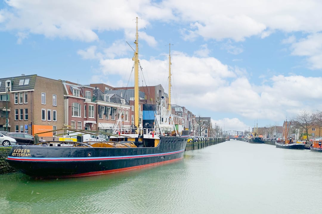 Unique Apartment with Two Bedrooms in Maassluis Center — 22