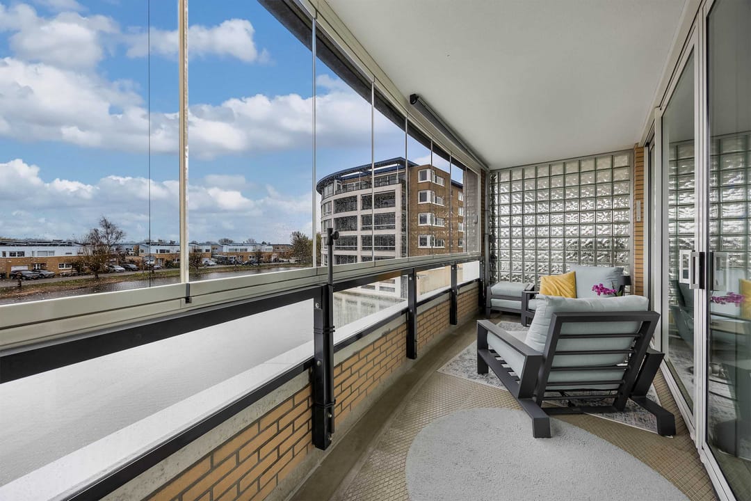 Photo 13 of Lemmerstraat 109