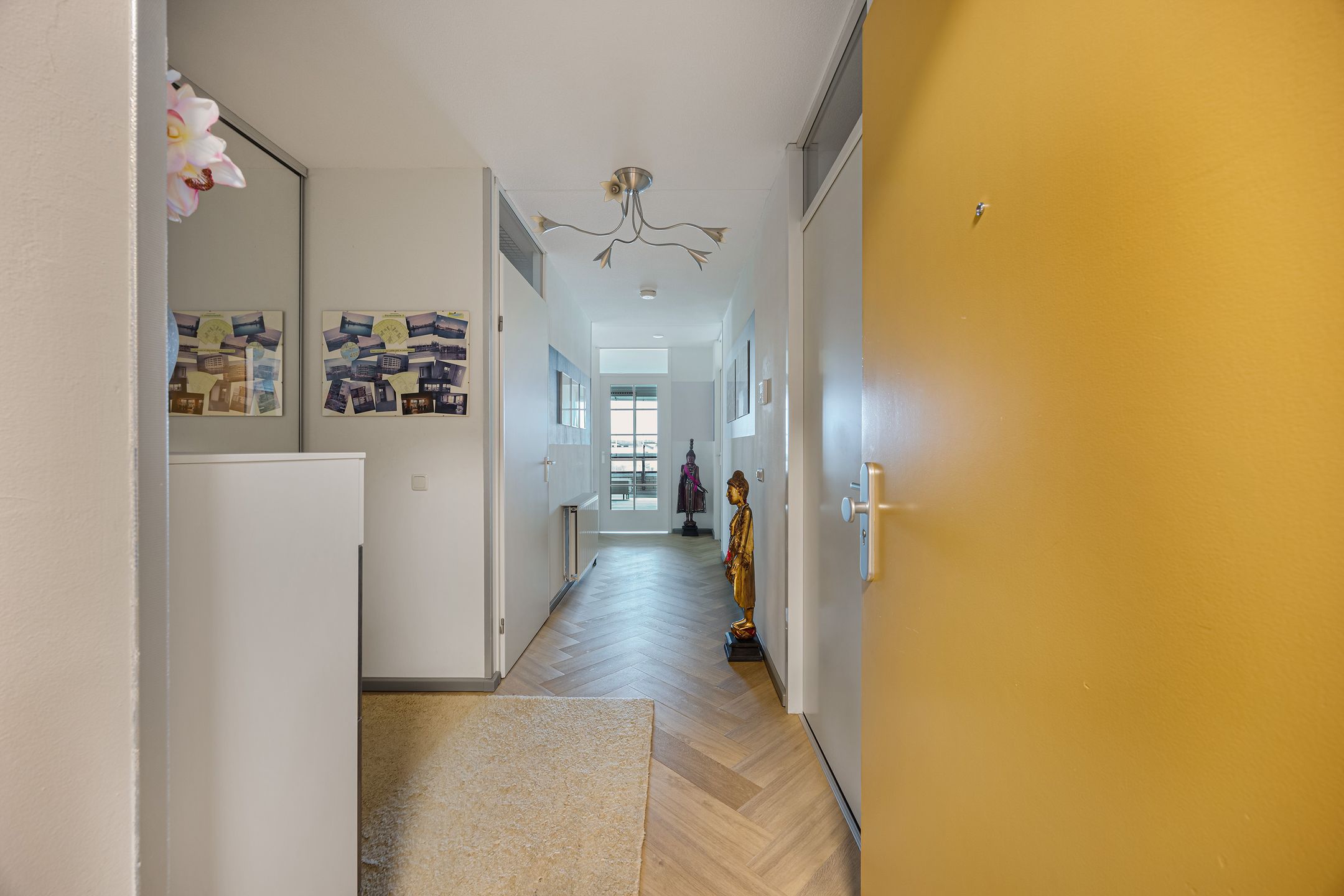 Photo 27 of Lemmerstraat 109