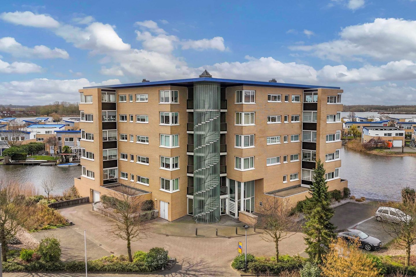 Photo 34 of Lemmerstraat 109