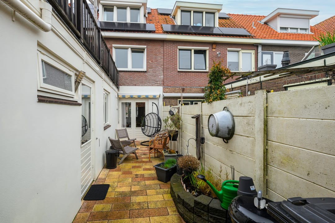 Charming Family Home with Summer Vibe in Katwijk — 21