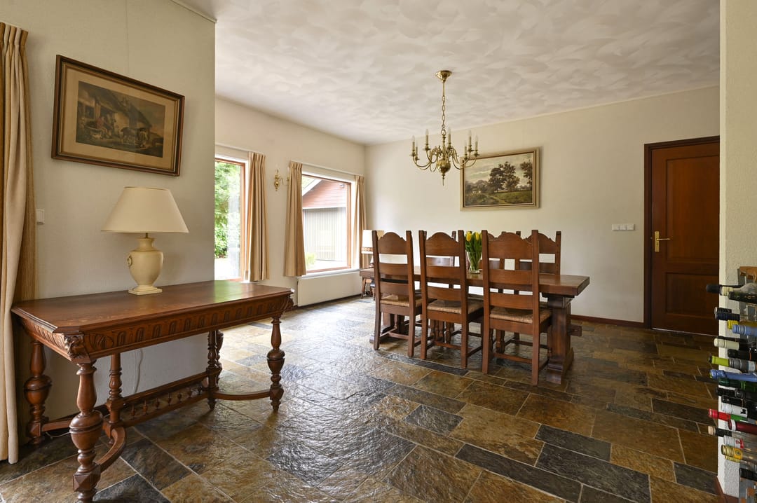 Spacious Detached Villa with Large Garden in Baarn — 16