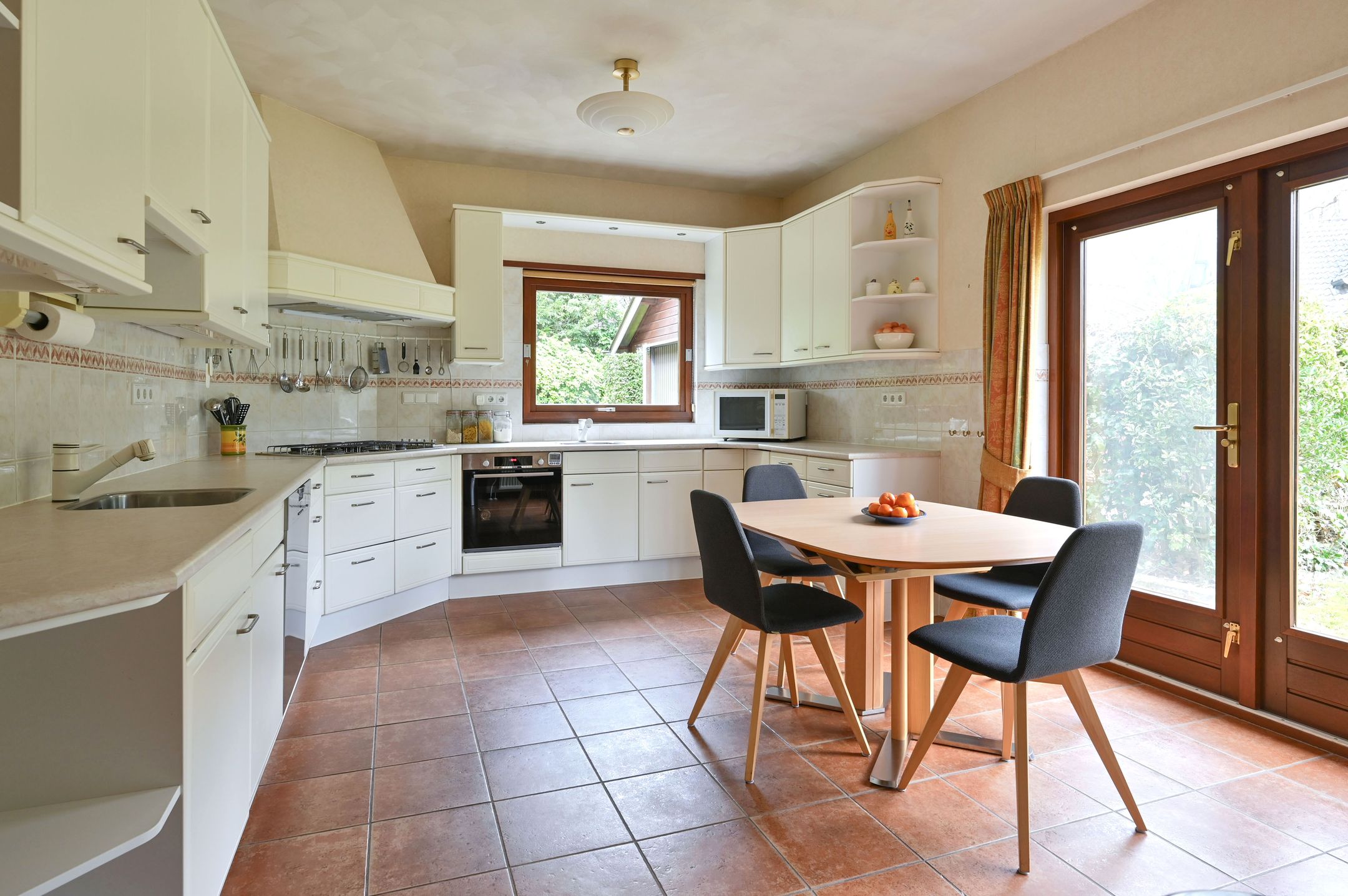 Spacious Detached Villa with Large Garden in Baarn — 18
