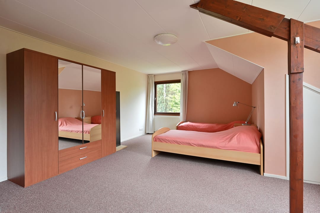 Spacious Detached Villa with Large Garden in Baarn — 31