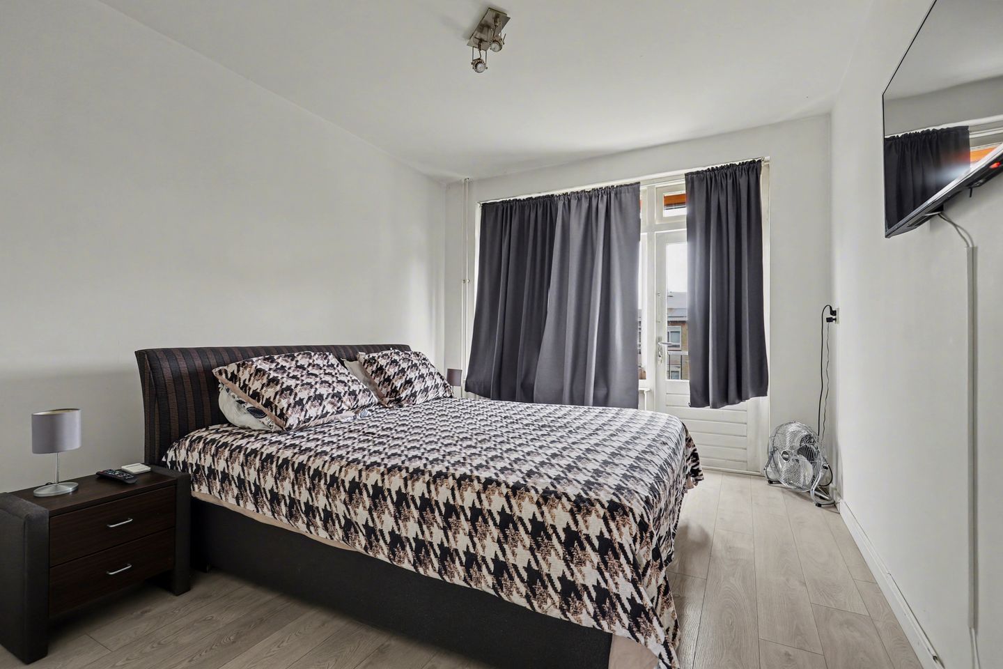 Spacious Maisonette in Rembrandtkwartier with View — 19