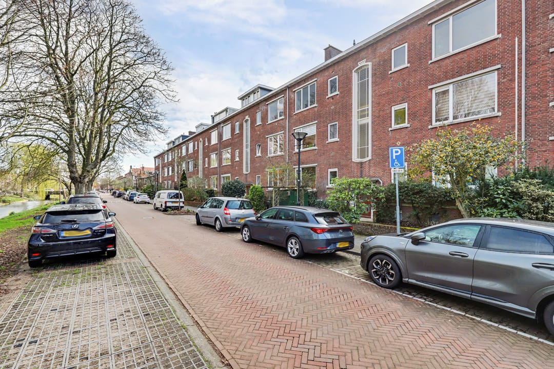Spacious Maisonette in Rembrandtkwartier with View — 32