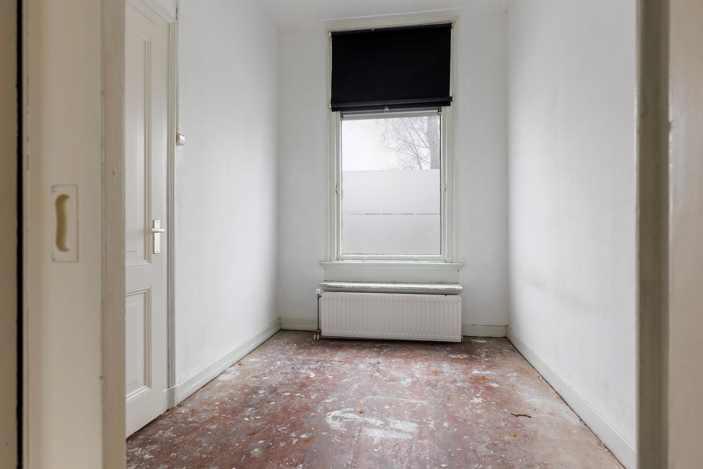 Living and Investing in a Historic Townhouse with Three Independent Units — 23