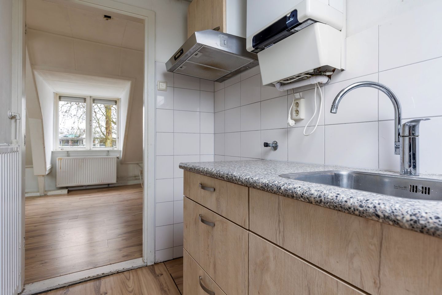 Living and Investing in a Historic Townhouse with Three Independent Units — 32
