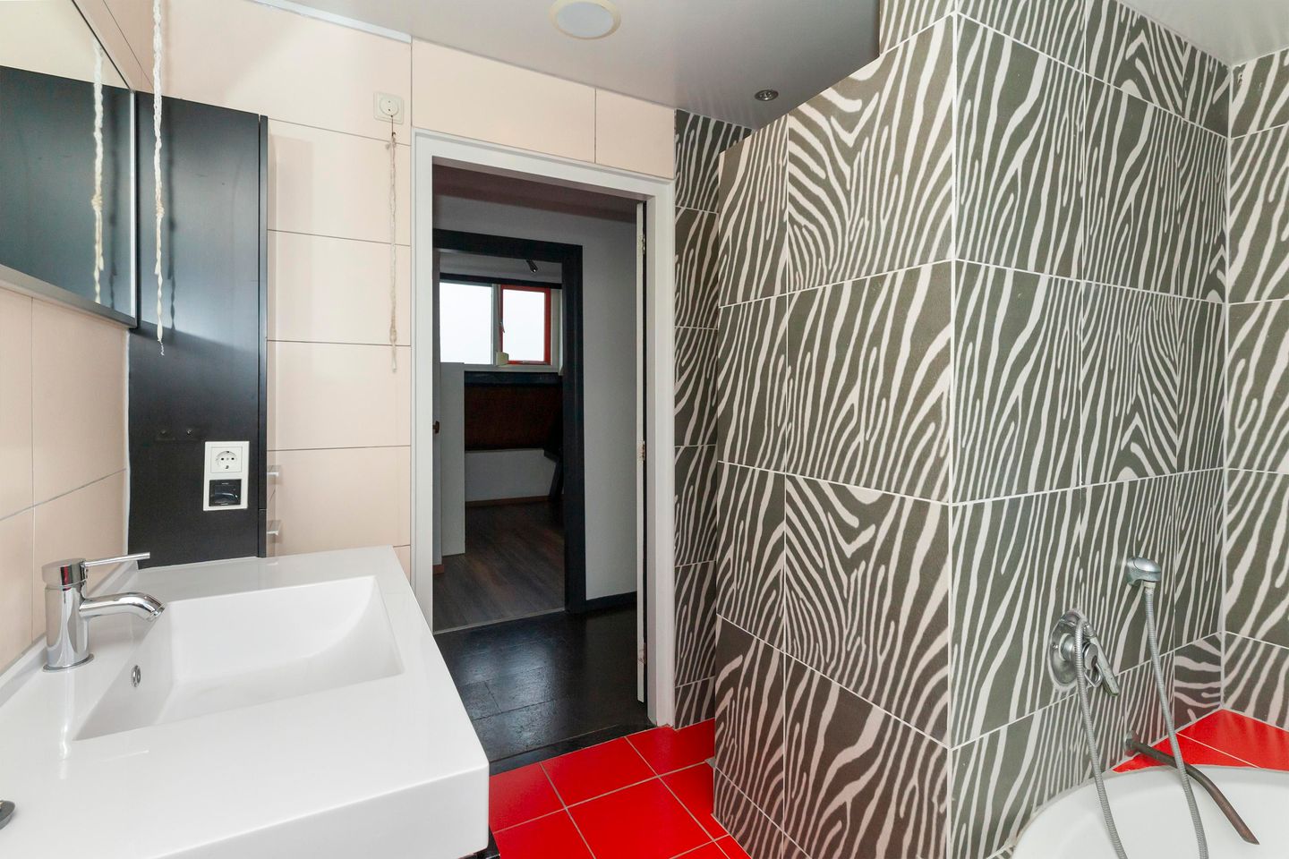 Foto 25 van Overgauwseweg 39