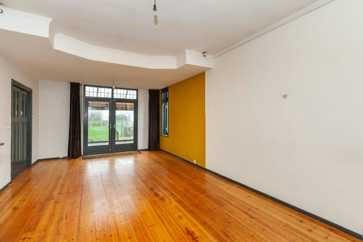 Photo 2 of Overgauwseweg 39