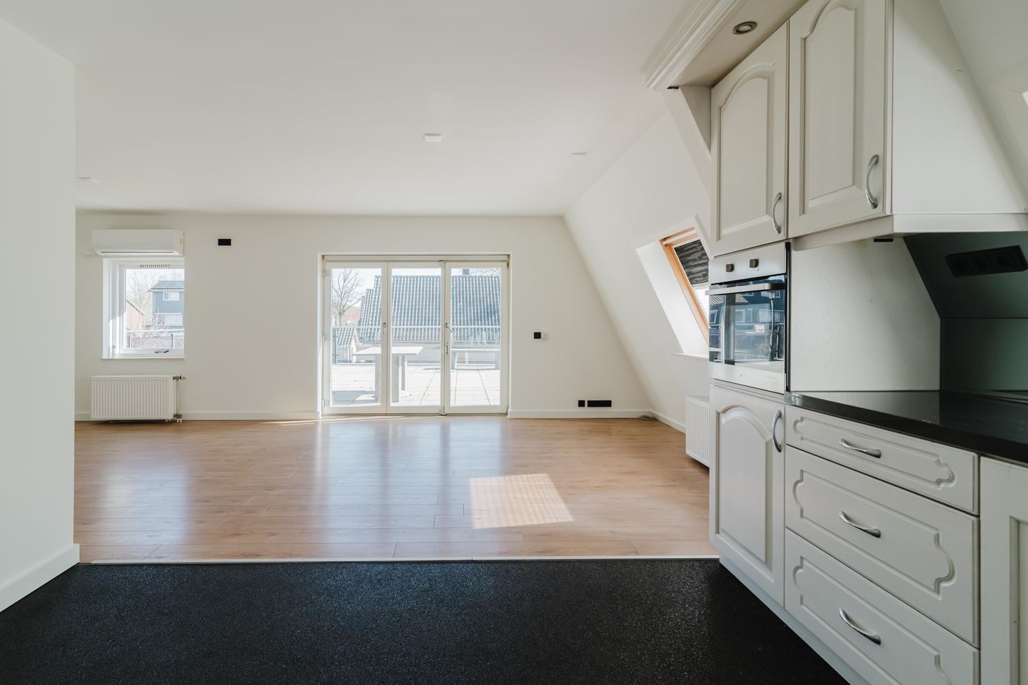 Photo 4 of Dorpsstraat 6-B