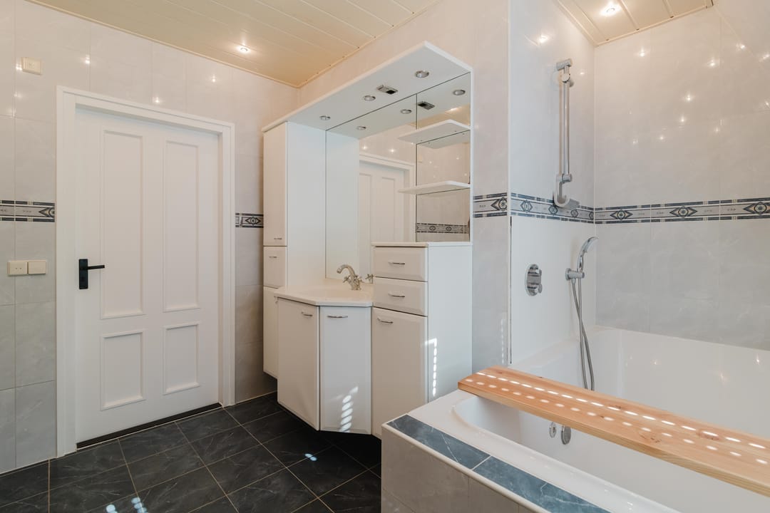 Photo 16 of Dorpsstraat 6-B