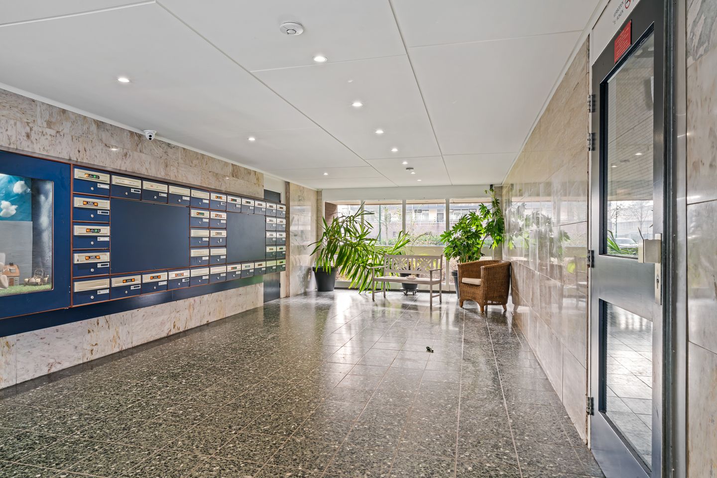 Stylish and green living near the center of Bilthoven — 29