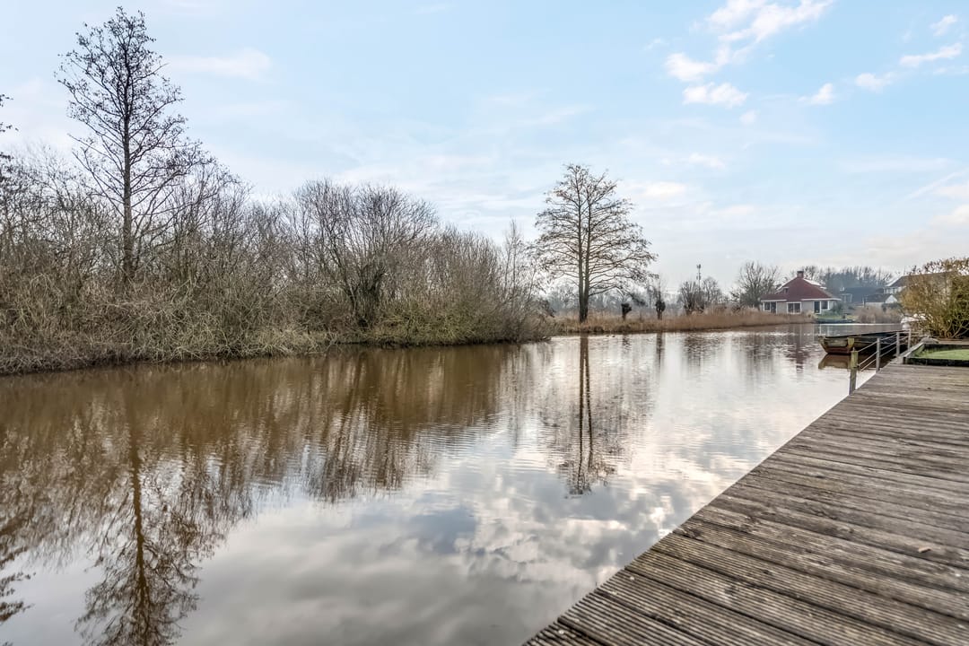 Detached Bungalow at Water with Private Mooring — 32
