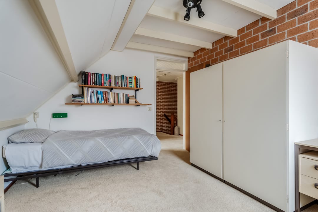 Detached Bungalow at Water with Private Mooring — 43