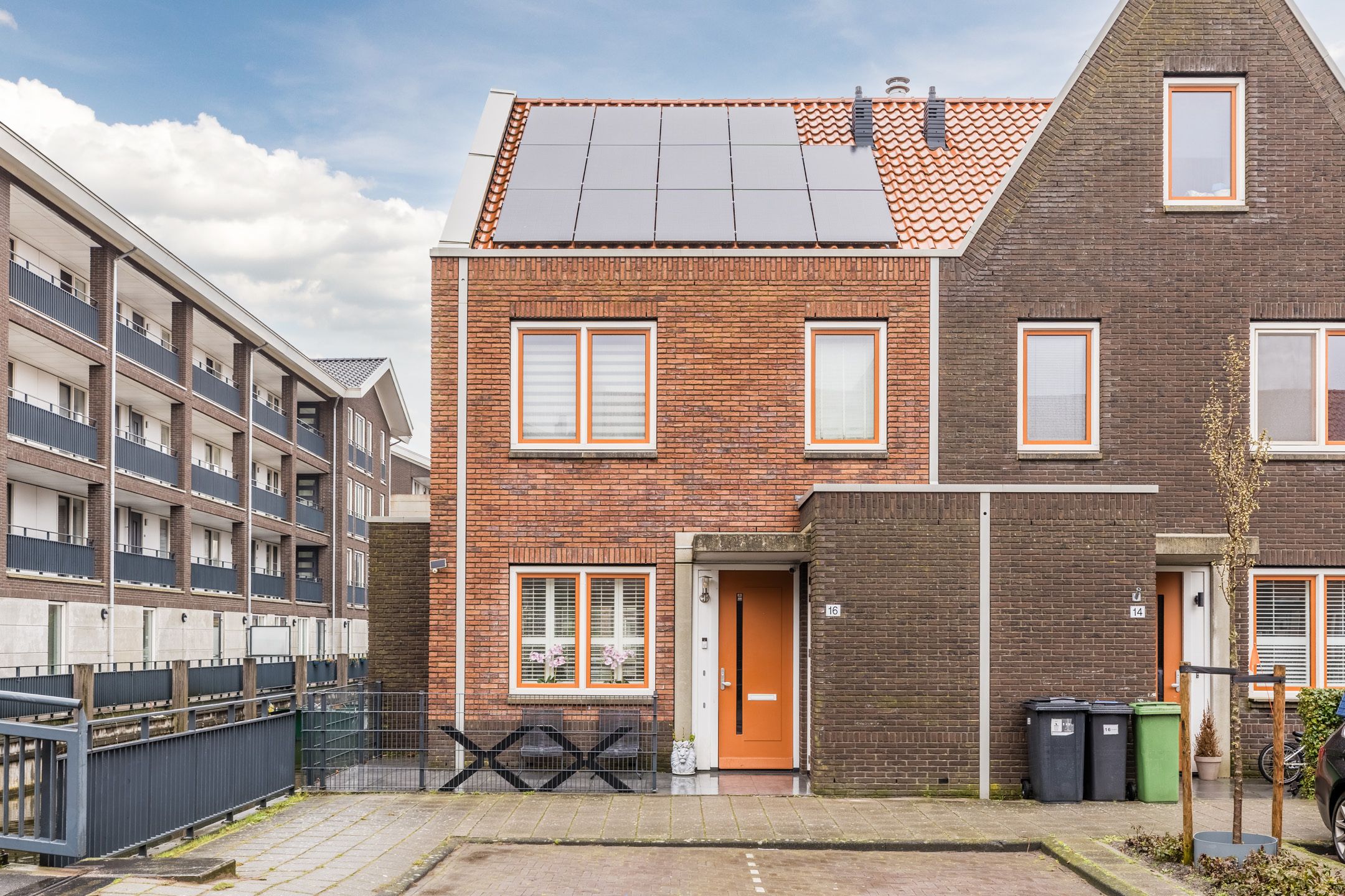 Buying a house in The Netherlands., Lijndraaierhof 16