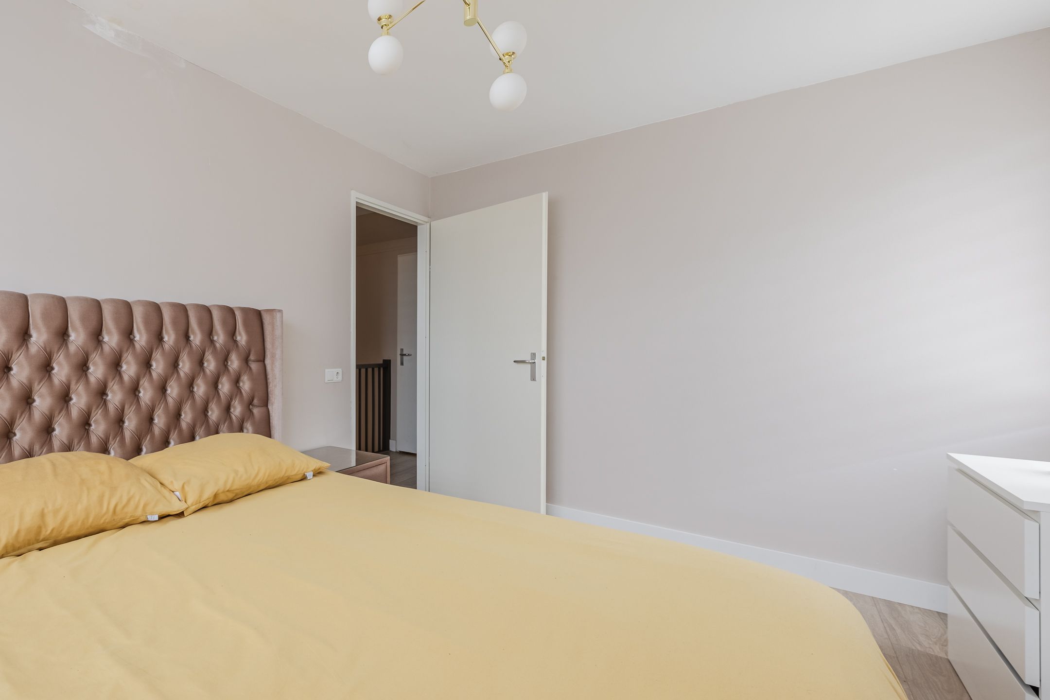 Foto 30 van Lijndraaierhof 16