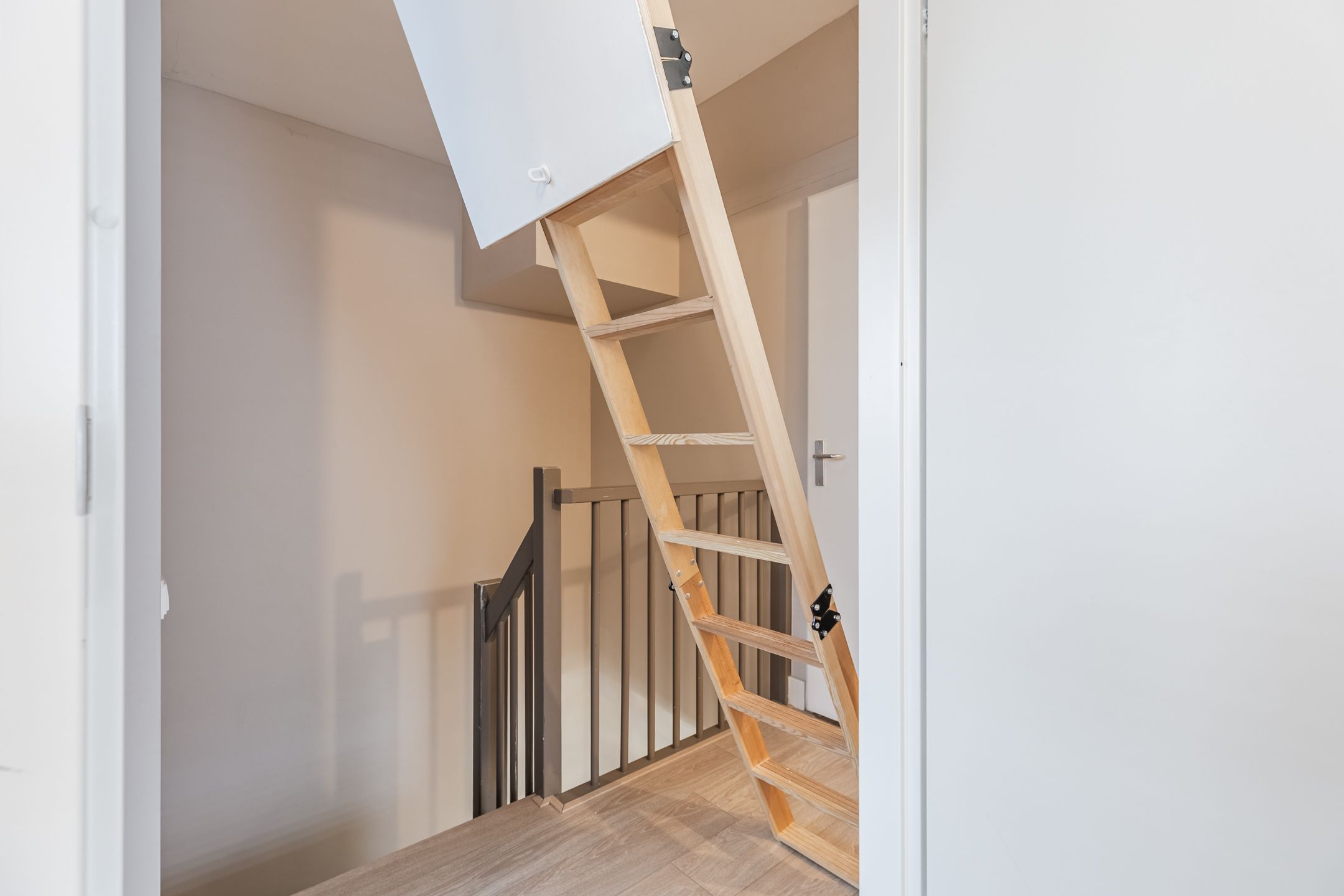 Foto 33 van Lijndraaierhof 16